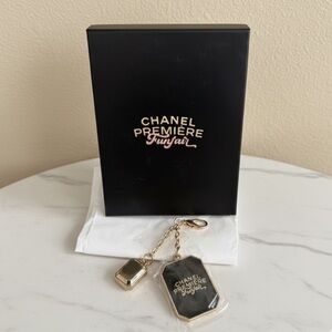 Funfair CHANEL Premiere Black and Gold Keychain Set